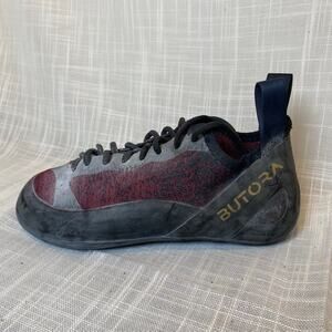 Butora Shoes Mens 7 US Black and Red Lace Up Rock Climbing Sport EU 39.5